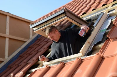 Pose de fenêtres de toit Velux à Fréauville